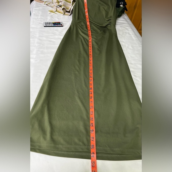 WAYF Sap Green drape neck sleeveless midi dress size S. - Picture 13 of 16